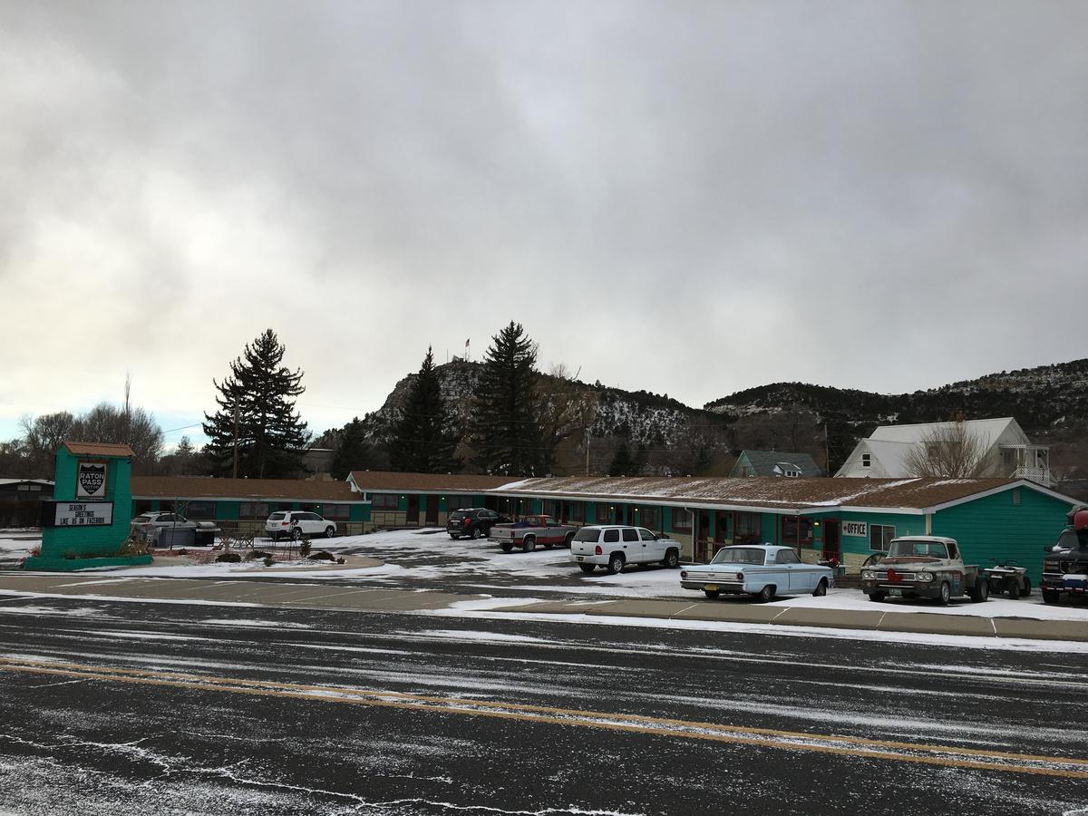 Raton Pass Motor Inn Extérieur photo