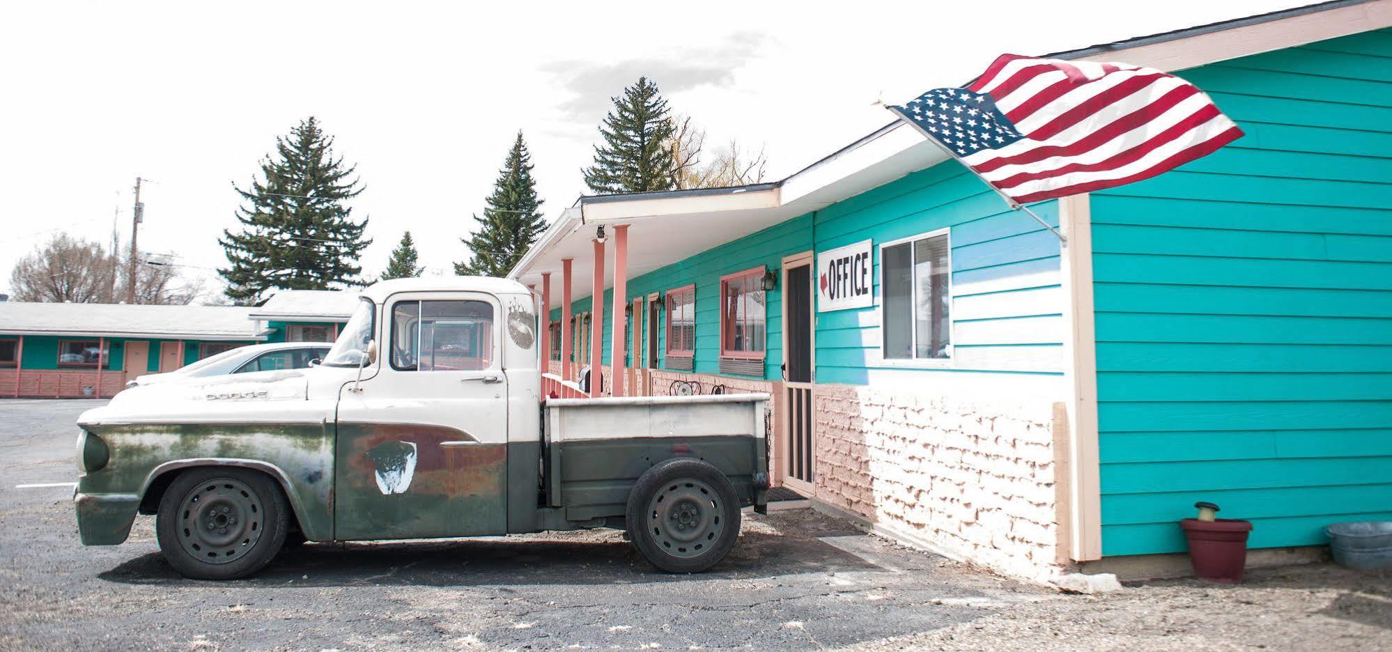 Raton Pass Motor Inn Extérieur photo